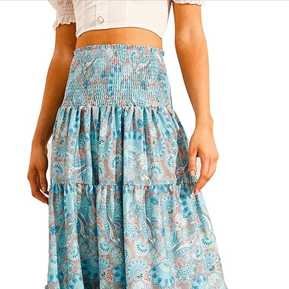 EXLURA Dresses & Skirts - New! Bohemian Floral Pleated Maxi Skirt.